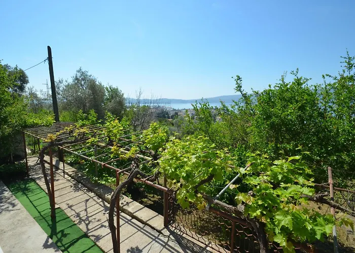 Porto Lastva Apartments