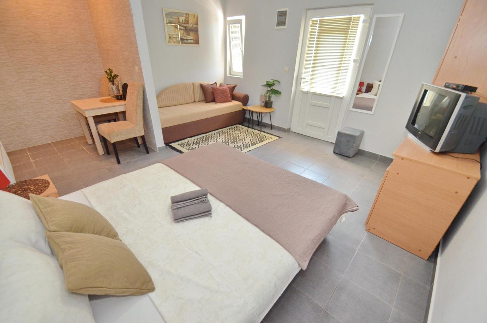 Porto Lastva Apartment